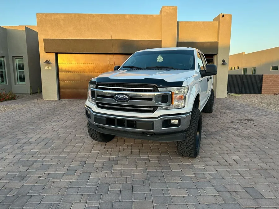 Ceramic coating work by a Casas Adobes shop